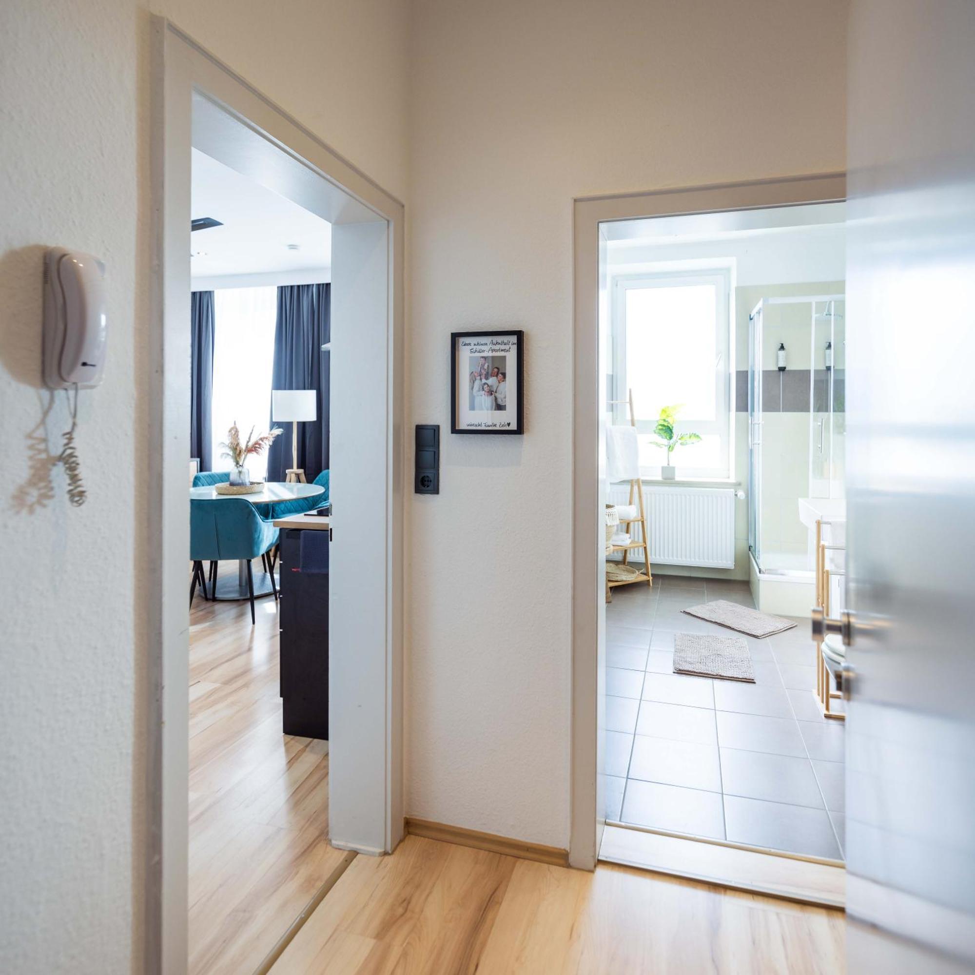 Schillerapartment Hof, Kueche, 24H Digital-Checkin, Parkplatz, Wlan250Mbit Hof  Exterior photo
